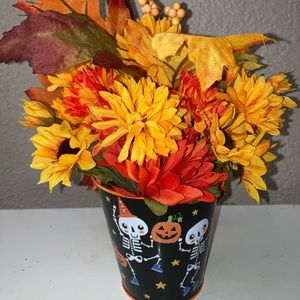 Halloween Flower Arrangement
